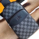 2025年9月4日入荷新作Versace /人気/本革/バッグ 人気 おすすめ 父の日 誕生日/ギフト プレゼント 結婚式男友達の誕生日プレゼント