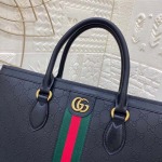 2025年9月5日入荷新作Gucci  /人気/本革/バッグ 人気 おすすめ 父の日 誕生日/ギフト プレゼント 結婚式男友達の誕生日プレゼント