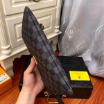 2025年9月5日入荷新作Louis Vuitton/人気/本革/バッグ 人気 おすすめ 父の日 誕生日/ギフト プレゼント 結婚式男友達の誕生日プレゼント