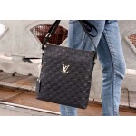 2025年9月5日入荷新作Louis Vuitton/人気/本革/バッグ 人気 おすすめ 父の日 誕生日/ギフト プレゼント 結婚式男友達の誕生日プレゼント