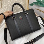 2025年9月5日入荷新作Gucci /人気/本革/バッグ 人気 おすすめ 父の日 誕生日/ギフト プレゼント 結婚式男友達の誕生日プレゼント