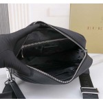 2025年9月5日入荷新作Burberry/人気/本革/バッグ 人気 おすすめ 父の日 誕生日/ギフト プレゼント 結婚式男友達の誕生日プレゼント