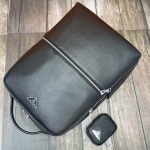 2025年9月5日入荷新作PRADA/人気/本革/バッグ 人気 おすすめ 父の日 誕生日/ギフト プレゼント 結婚式男友達の誕生日プレゼント