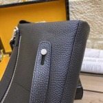 2025年9月5日入荷新作PRADA/人気/本革/バッグ 人気 おすすめ 父の日 誕生日/ギフト プレゼント 結婚式男友達の誕生日プレゼント