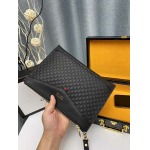 2025年9月5日入荷新作Gucci  /人気/本革/バッグ 人気 おすすめ 父の日 誕生日/ギフト プレゼント 結婚式男友達の誕生日プレゼント