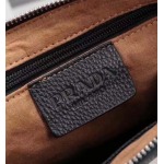 2025年9月5日入荷新作Prada/人気/本革/バッグ 人気 おすすめ 父の日 誕生日/ギフト プレゼント 結婚式男友達の誕生日プレゼント