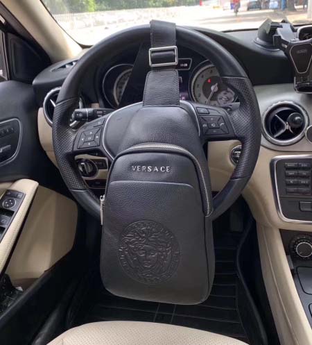 2025年9月5日入荷新作Versace/人気/本革/バッグ...