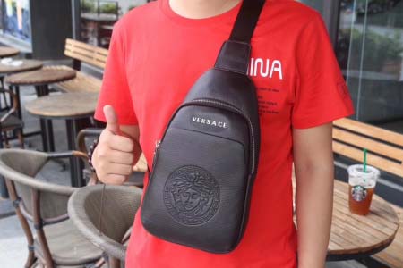 2025年9月5日入荷新作Versace/人気/本革/バッグ...