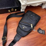 2025年9月5日入荷新作Versace/人気/本革/バッグ 人気 おすすめ 父の日 誕生日/ギフト プレゼント 結婚式男友達の誕生日プレゼント