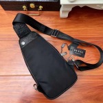 2025年9月5日入荷新作Gucci /人気/本革/バッグ 人気 おすすめ 父の日 誕生日/ギフト プレゼント 結婚式男友達の誕生日プレゼント