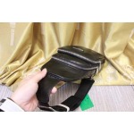 2025年9月5日入荷新作Prada/人気/本革/バッグ 人気 おすすめ 父の日 誕生日/ギフト プレゼント 結婚式男友達の誕生日プレゼント