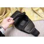 2025年9月5日入荷新作Versace /人気/本革/バッグ 人気 おすすめ 父の日 誕生日/ギフト プレゼント 結婚式男友達の誕生日プレゼント