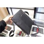 2025年9月5日入荷新作Gucci/人気/本革/バッグ 人気 おすすめ 父の日 誕生日/ギフト プレゼント 結婚式男友達の誕生日プレゼント