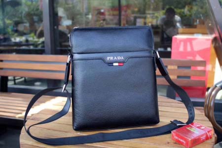 2025年9月5日入荷新作Prada/人気/本革/バッグ 人...