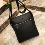2025年9月5日入荷新作Prada/人気/本革/バッグ 人気 おすすめ 父の日 誕生日/ギフト プレゼント 結婚式男友達の誕生日プレゼント