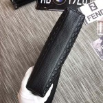 2025年9月5日入荷新作Gucci/人気/本革/バッグ 人気 おすすめ 父の日 誕生日/ギフト プレゼント 結婚式男友達の誕生日プレゼント