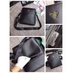 2025年9月5日入荷新作Prada/人気/本革/バッグ 人気 おすすめ 父の日 誕生日/ギフト プレゼント 結婚式男友達の誕生日プレゼント