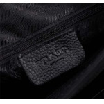 2025年9月5日入荷新作Prada/人気/本革/バッグ 人気 おすすめ 父の日 誕生日/ギフト プレゼント 結婚式男友達の誕生日プレゼント