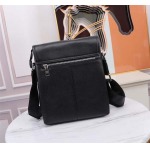 2025年9月5日入荷新作Prada/人気/本革/バッグ 人気 おすすめ 父の日 誕生日/ギフト プレゼント 結婚式男友達の誕生日プレゼント