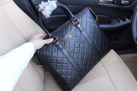 2025年9月5日入荷新作Prada/人気/本革/バッグ 人...