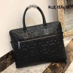 2025年9月5日入荷新作Prada/人気/本革/バッグ 人気 おすすめ 父の日 誕生日/ギフト プレゼント 結婚式男友達の誕生日プレゼント