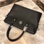 2025年9月5日入荷新作Gucci/人気/本革/バッグ 人気 おすすめ 父の日 誕生日/ギフト プレゼント 結婚式男友達の誕生日プレゼント