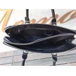 2025年9月5日入荷新作Prada/人気/本革/バッグ 人気 おすすめ 父の日 誕生日/ギフト プレゼント 結婚式男友達の誕生日プレゼント