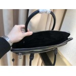 2025年9月5日入荷新作Prada/人気/本革/バッグ 人気 おすすめ 父の日 誕生日/ギフト プレゼント 結婚式男友達の誕生日プレゼント