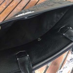 2025年9月5日入荷新作Burberry/人気/本革/バッグ 人気 おすすめ 父の日 誕生日/ギフト プレゼント 結婚式男友達の誕生日プレゼント