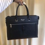 2025年9月5日入荷新作Prada/人気/本革/バッグ 人気 おすすめ 父の日 誕生日/ギフト プレゼント 結婚式男友達の誕生日プレゼント