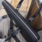 2025年9月5日入荷新作Gucci/人気/本革/バッグ 人気 おすすめ 父の日 誕生日/ギフト プレゼント 結婚式男友達の誕生日プレゼント