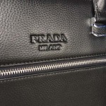 2025年9月5日入荷新作Prada/人気/本革/バッグ 人気 おすすめ 父の日 誕生日/ギフト プレゼント 結婚式男友達の誕生日プレゼント