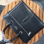 2025年9月5日入荷新作Prada/人気/本革/バッグ 人気 おすすめ 父の日 誕生日/ギフト プレゼント 結婚式男友達の誕生日プレゼント