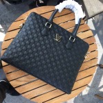 2025年9月5日入荷新作Louis Vuitton/人気/本革/バッグ 人気 おすすめ 父の日 誕生日/ギフト プレゼント 結婚式男友達の誕生日プレゼント