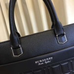 2025年9月5日入荷新作Burberry/人気/本革/バッグ 人気 おすすめ 父の日 誕生日/ギフト プレゼント 結婚式男友達の誕生日プレゼント