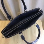 2025年9月5日入荷新作Louis Vuitton/人気/本革/バッグ 人気 おすすめ 父の日 誕生日/ギフト プレゼント 結婚式男友達の誕生日プレゼント