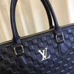 2025年9月5日入荷新作Louis Vuitton/人気/本革/バッグ 人気 おすすめ 父の日 誕生日/ギフト プレゼント 結婚式男友達の誕生日プレゼント