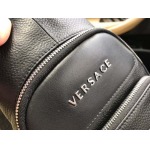 2025年9月5日入荷新作Versace /人気/本革/バッグ 人気 おすすめ 父の日 誕生日/ギフト プレゼント 結婚式男友達の誕生日プレゼント