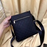 2025年9月8日入荷新作Gucci /人気/本革/バッグ 人気 おすすめ 父の日 誕生日/ギフト プレゼント 結婚式男友達の誕生日プレゼント