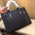 2025年9月8日入荷新作Louis Vuitton/人気/本革/バッグ 人気 おすすめ 父の日 誕生日/ギフト プレゼント 結婚式男友達の誕生日プレゼント
