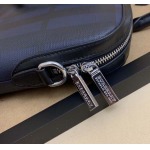 2025年9月8日入荷新作Burberry/人気/本革/バッグ 人気 おすすめ 父の日 誕生日/ギフト プレゼント 結婚式男友達の誕生日プレゼント