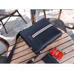 2025年9月8日入荷新作Gucci/人気/本革/バッグ 人気 おすすめ 父の日 誕生日/ギフト プレゼント 結婚式男友達の誕生日プレゼント