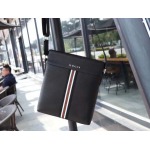 2025年9月8日入荷新作Gucci/人気/本革/バッグ 人気 おすすめ 父の日 誕生日/ギフト プレゼント 結婚式男友達の誕生日プレゼント