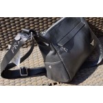 2025年9月8日入荷新作Prada/人気/本革/バッグ 人気 おすすめ 父の日 誕生日/ギフト プレゼント 結婚式男友達の誕生日プレゼント