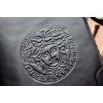 2025年9月8日入荷新作VERSACE /人気/本革/バッグ 人気 おすすめ 父の日 誕生日/ギフト プレゼント 結婚式男友達の誕生日プレゼント