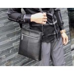 2025年9月8日入荷新作Gucci/人気/本革/バッグ 人気 おすすめ 父の日 誕生日/ギフト プレゼント 結婚式男友達の誕生日プレゼント