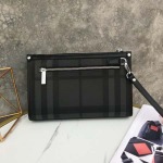 2025年9月8日入荷新作Burberry/人気/本革/バッグ 人気 おすすめ 父の日 誕生日/ギフト プレゼント 結婚式男友達の誕生日プレゼント