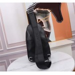 2025年9月8日入荷新作VERSACE /人気/本革/バッグ 人気 おすすめ 父の日 誕生日/ギフト プレゼント 結婚式男友達の誕生日プレゼント