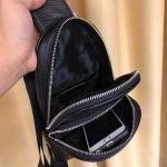 2025年9月8日入荷新作Gucci/人気/本革/バッグ 人気 おすすめ 父の日 誕生日/ギフト プレゼント 結婚式男友達の誕生日プレゼント