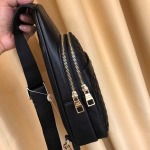 2025年9月8日入荷新作Versace /人気/本革/バッグ 人気 おすすめ 父の日 誕生日/ギフト プレゼント 結婚式男友達の誕生日プレゼント